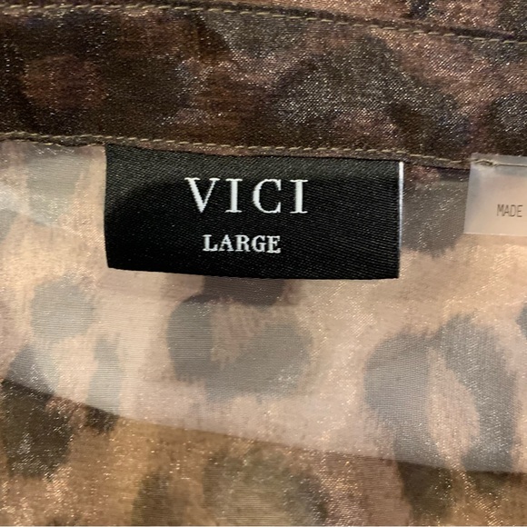 VICI Rayanna Sheer Leopard Blouse size large - Picture 9 of 11